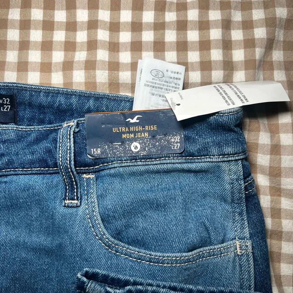 Hollister Men's Blue Patchwork Jeans - Picture 3 of 6